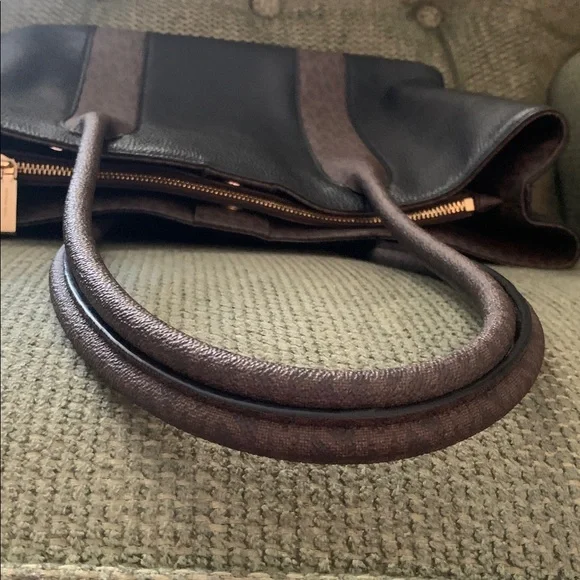 Michael Kors Austin Large Pebbled Leather Satchel - Picture 6 of 15